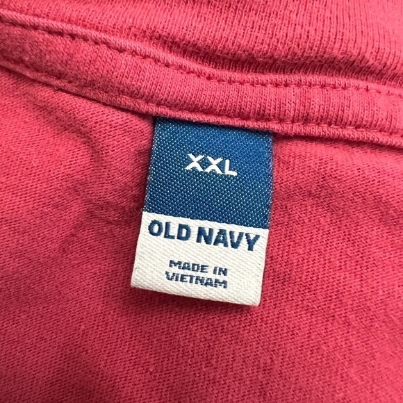 Old navy ‘love yourself already’ graphic tee - Picture 4 of 4